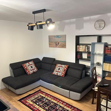 Tiny Traditional House Βουκουρέστι Εξωτερικό φωτογραφία